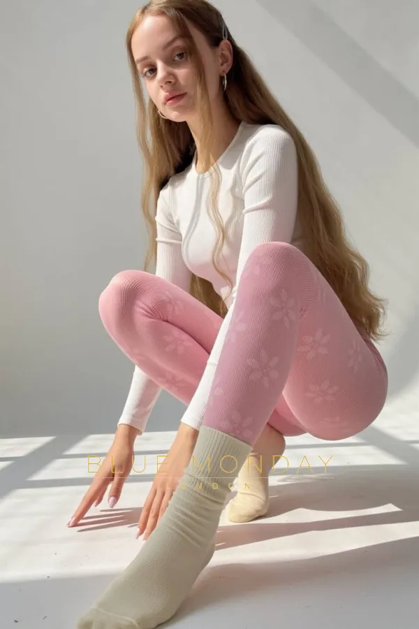 Profile image for Elira