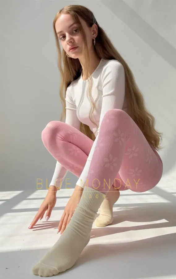 Profile image for Elira